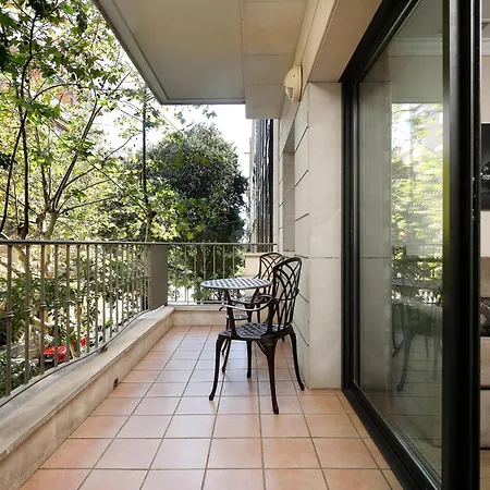 Aparthotel Apartaments-hotel Hispanos 7 Suiza 4*
