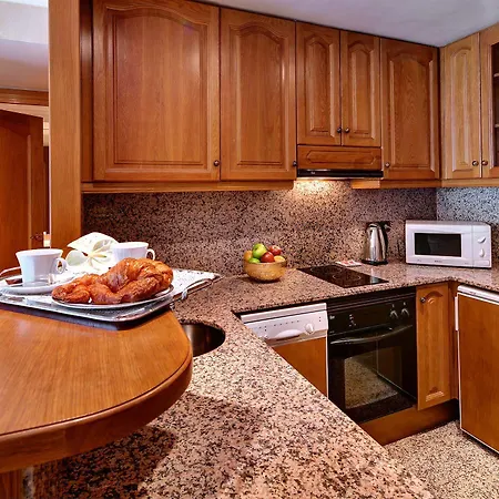 Appart hôtel Apartaments-hotel Hispanos 7 Suiza 4*