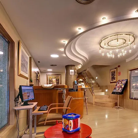 Appart hôtel Apartaments-hotel Hispanos 7 Suiza Barcelone